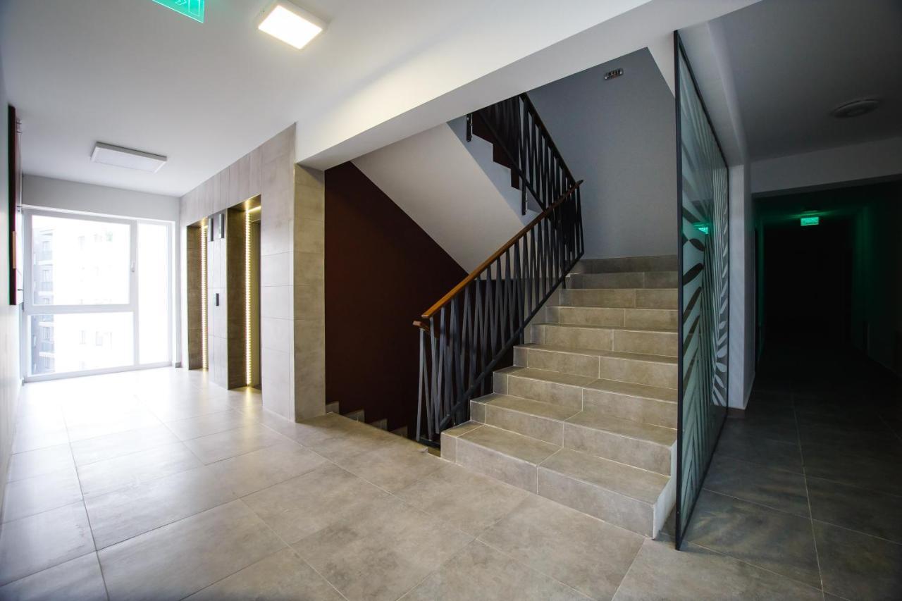 Pinkwood Harmony Apartment Oradea Exterior photo